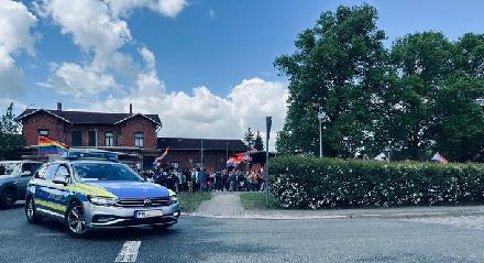 Start der CSD Veranstaltung war am Parchimer Bahnhof.