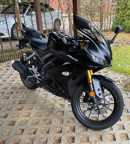 Lichtbild des entwendeten Motorrades
