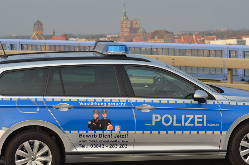 Streifenwagen